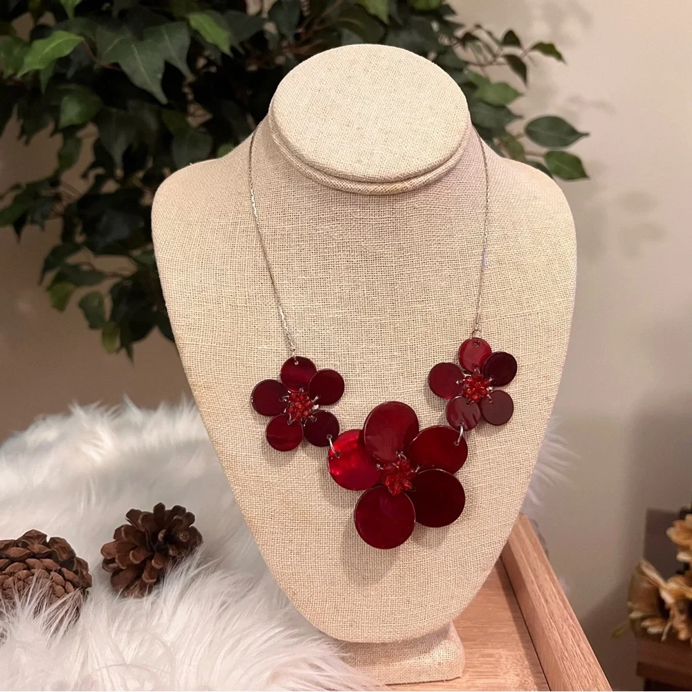 ✔️Red Floral Statement Necklace - Picture 2 of 8